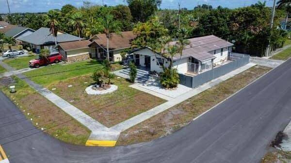 Lake Boynton Estates