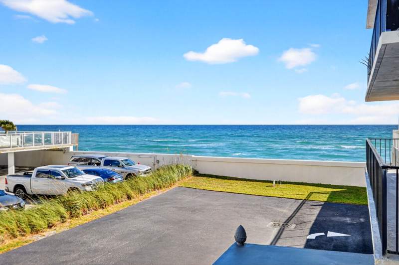 2 bedroom Condominium at 3456 S Ocean Boulevard #1040, Claridges I Condo, Palm Beach — photo 2