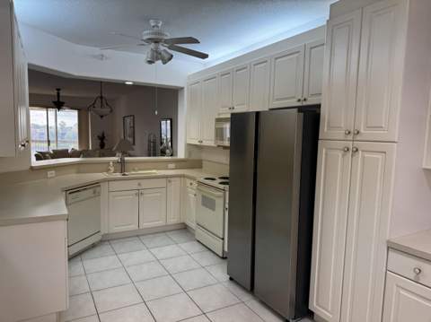 7715 Southampton Terrace #405, Tamarac FL - photo 7 of 45