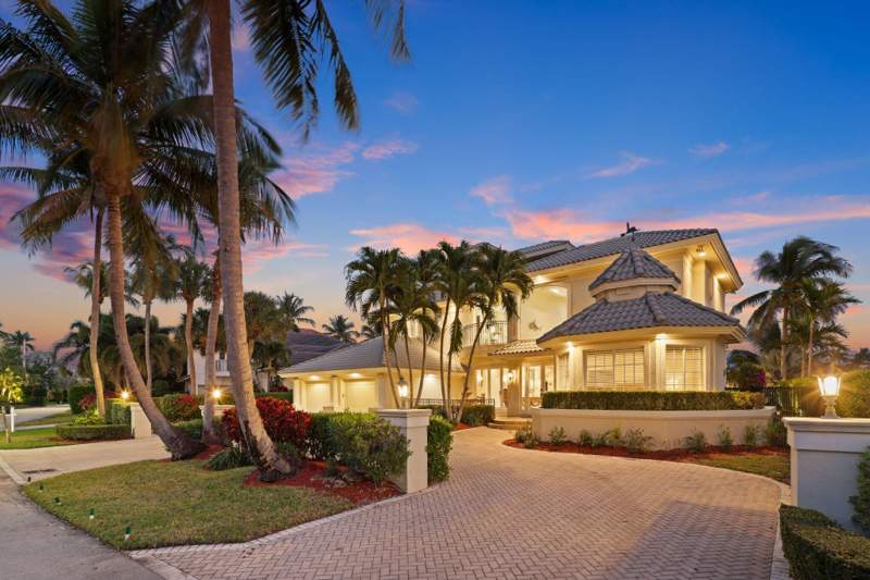 5 bedroom Single Family Residence at 4317 Intracoastal Drive, Bel Lido, Highland Beach — photo 4