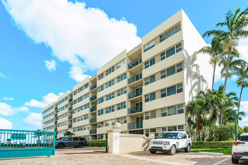 2 bedroom Condominium at 1237 Hillsboro Mile #101, Port De Mer Condo, Hillsboro Beach — photo 2