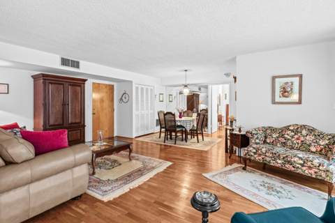1237 Hillsboro Mile #101, Hillsboro Beach FL - photo 7 of 22