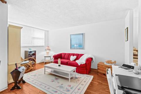 1237 Hillsboro Mile #101, Hillsboro Beach FL - photo 12 of 22