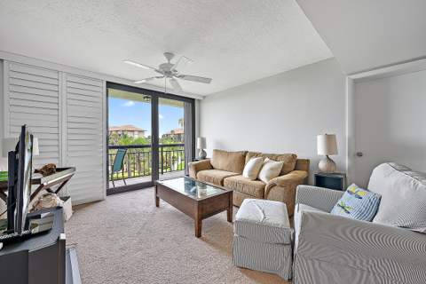 301 S Seas Drive #305, Jupiter FL - photo 8 of 23