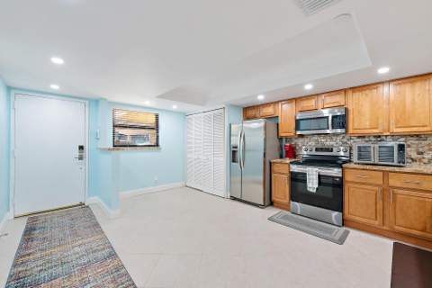 1036 Us Highway 1 #119, North Palm Beach FL - photo 9 of 25