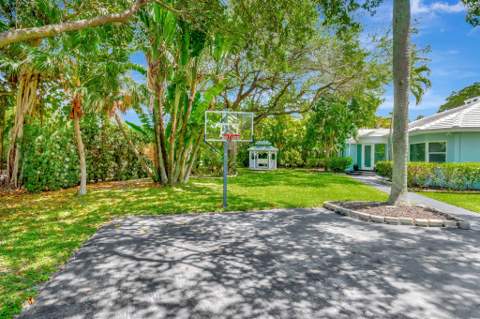 1220 N Swinton Avenue, Delray Beach FL - photo 7 of 71