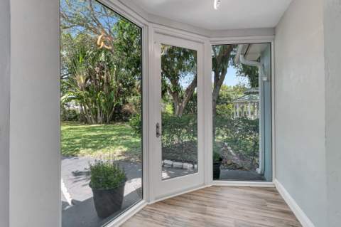1220 N Swinton Avenue, Delray Beach FL - photo 8 of 71