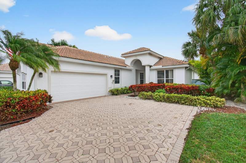 3 bedroom Single Family Residence at 9140 Long Lake Palm Drive, Long Lake Palms/ Ponte Vecchio, Boca Raton — photo 4