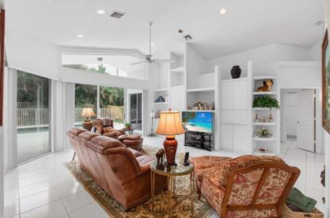 9140 Long Lake Palm Drive, Boca Raton FL - photo 16 of 86