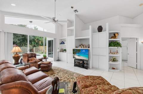 9140 Long Lake Palm Drive, Boca Raton FL - photo 17 of 86
