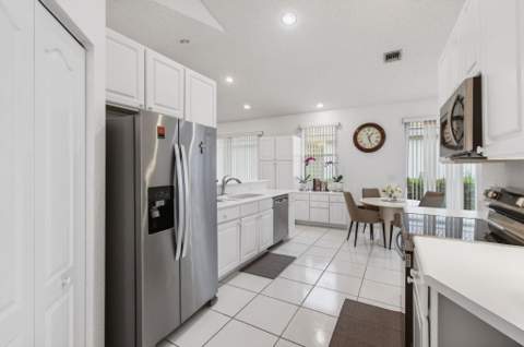 9140 Long Lake Palm Drive, Boca Raton FL - photo 23 of 86
