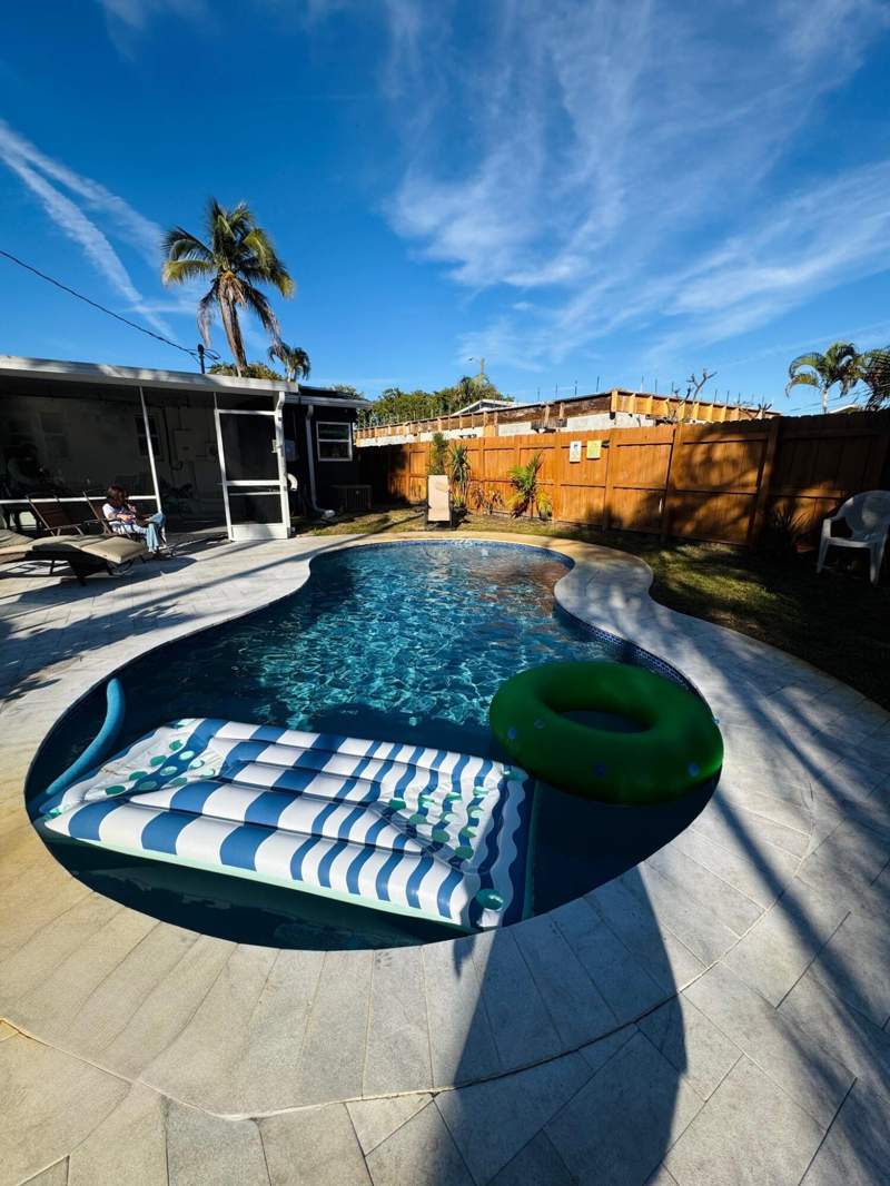 3 bedroom Single Family Residence at 200 NE 56th Street #200, North Andrews Terrace, Oakland Park — photo 2