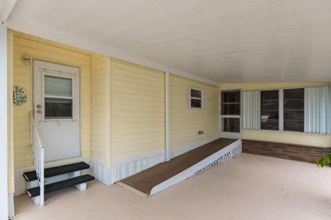 218 W Caribbean, Port St. Lucie FL - photo 9 of 97