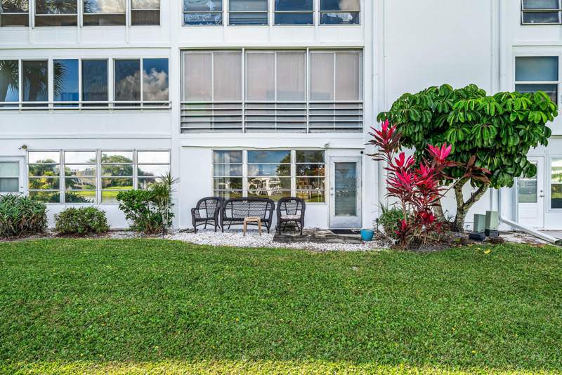 2 bedroom Condominium at 187 Wellington K, Century Village, West Palm Beach — photo 3