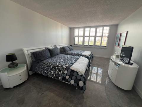 3400 N Ocean Drive #905, Singer Island FL - photo 14 of 38