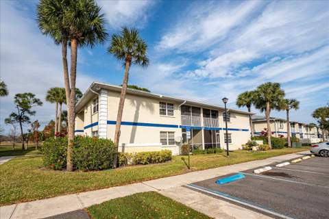 1506 SE Royal Green Circle #204, Port St. Lucie FL - photo 6 of 42