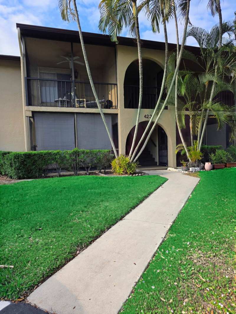 1 bedroom Condominium at 423 Pine Glen Lane #C-1, Pine Ridge South IV Condo, Greenacres — photo 1