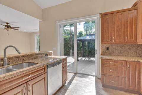 4500 SW 25th Terrace, Dania Beach FL - photo 9 of 53