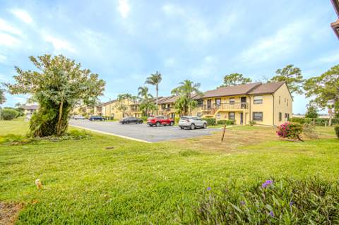 7094 Golf Colony Court #102, Lake Worth FL - photo 22 of 24