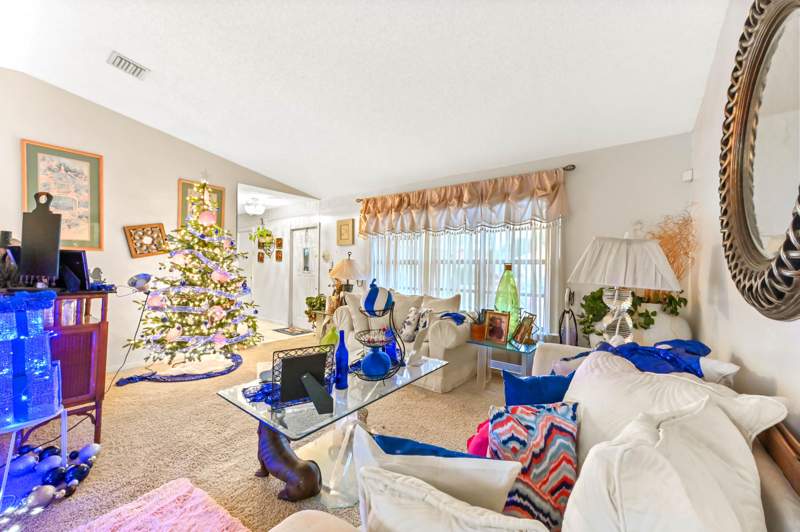 3 bedroom Single Family Residence at 2531 Doral Way, Lone Pine Estates, Riviera Beach — photo 4