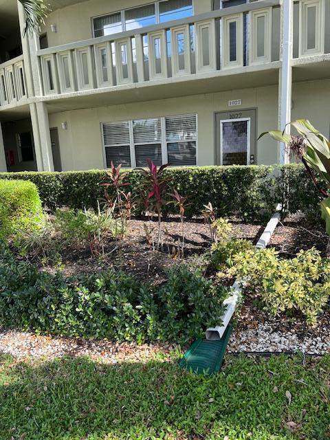 1027 Berkshire B, Deerfield Beach FL - photo 13 of 18