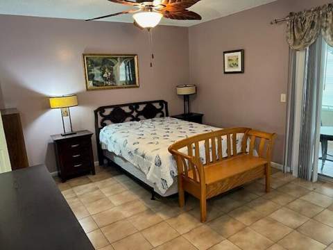 1027 Berkshire B, Deerfield Beach FL - photo 16 of 18
