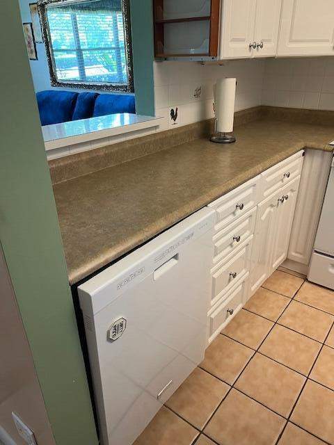 1027 Berkshire B, Deerfield Beach FL - photo 17 of 18