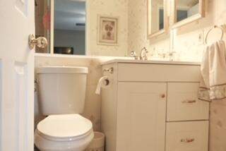 1011 Cornwall A #1011, Boca Raton FL - photo 16 of 24