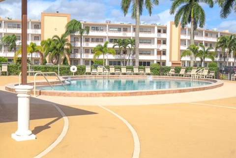 1011 Cornwall A #1011, Boca Raton FL - photo 21 of 24