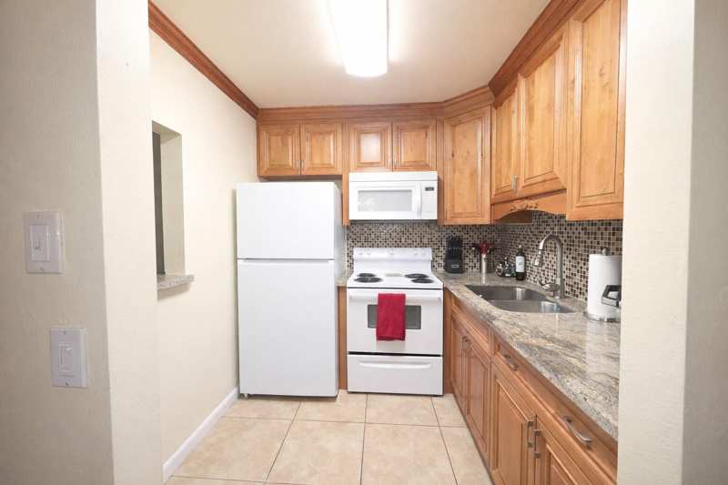 1 bedroom Condominium at 204 Kent L #L, Kent Condos, West Palm Beach — photo 1
