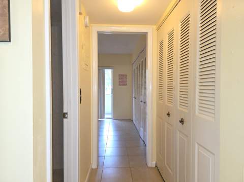 204 Kent L #L, West Palm Beach FL - photo 14 of 34