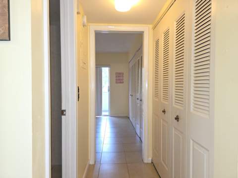 204 Kent L #L, West Palm Beach FL - photo 15 of 34
