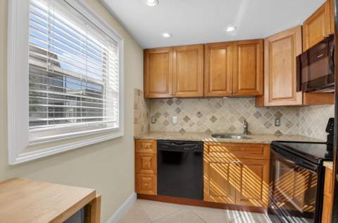 109 Monaco C #109, Delray Beach FL - photo 7 of 47