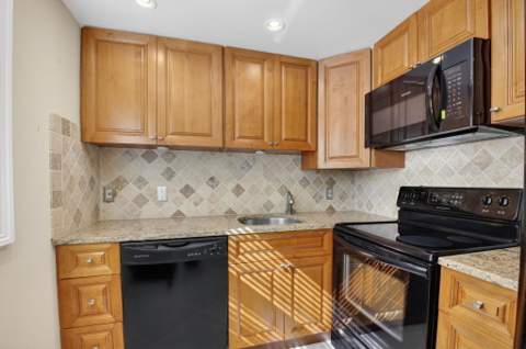 109 Monaco C #109, Delray Beach FL - photo 8 of 47