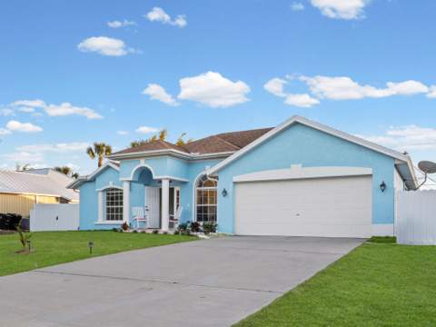 982 SW Worcester Lane, Port St. Lucie FL - photo 13 of 42