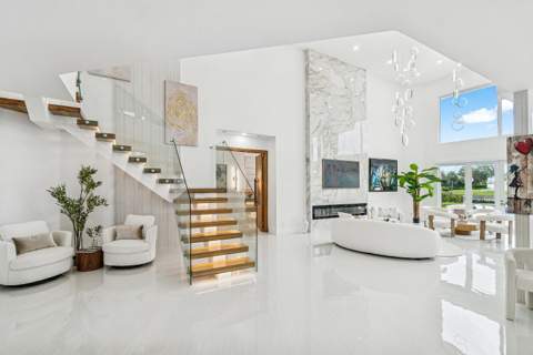5239 Suffolk Drive, Boca Raton FL - photo 10 of 47