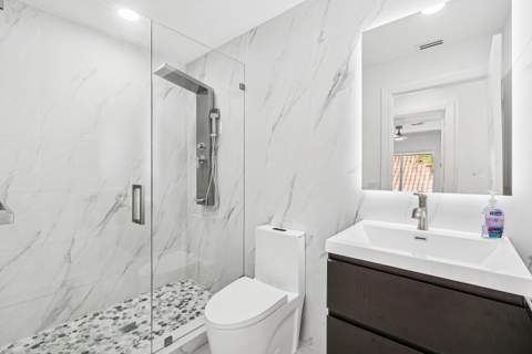 5239 Suffolk Drive, Boca Raton FL - photo 23 of 47