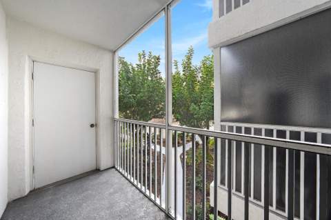 1516 S Lakeside Drive #207, Lake Worth Beach FL - photo 13 of 25