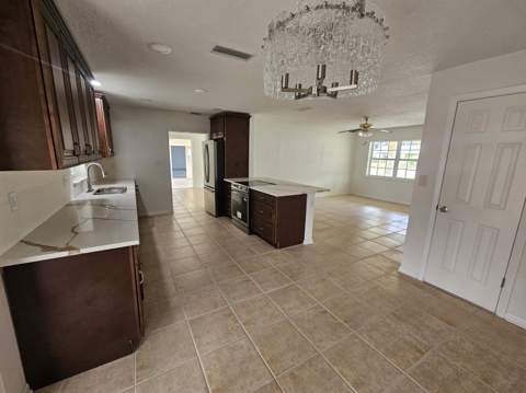7301 Cabana Lane, Fort Pierce FL - photo 6 of 23