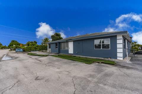 945 Miner Road, Lake Worth FL - photo 8 of 103