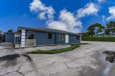 945 Miner Road, Lake Worth FL - photo 10 of 103