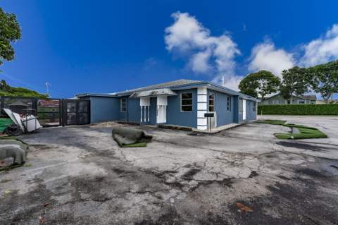 945 Miner Road, Lake Worth FL - photo 15 of 103