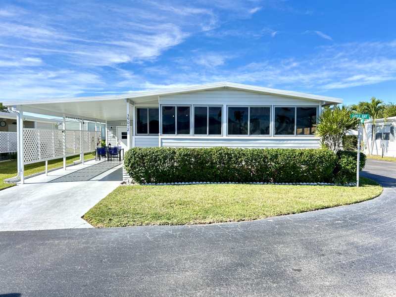2 bedroom Manufactured Home at 39012 Gayle Bay, Jamaica Bay Mobile Home Co Op, Boynton Beach — photo 1