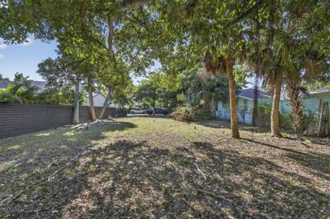 427 32nd Street, West Palm Beach FL - photo 12 of 18