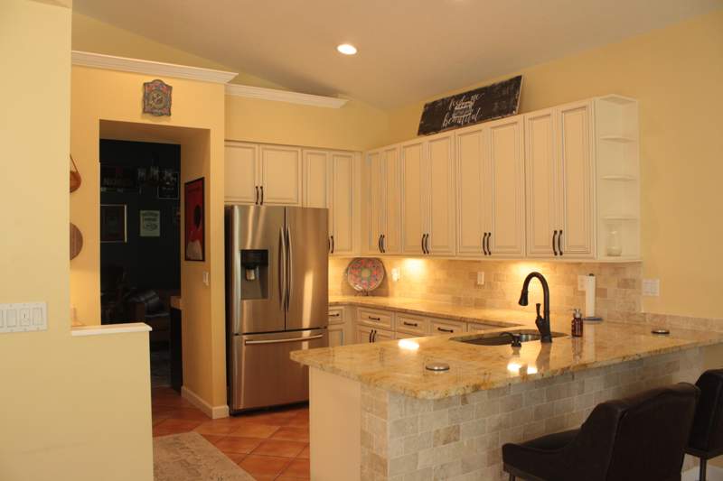 4 bedroom Single Family Residence at 639 SW Lake Charles Circle, Lake Charles Phase 2E, Port St. Lucie — photo 5