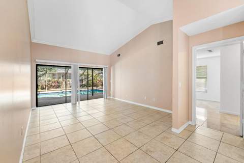 2057 Amesbury Circle, Wellington FL - photo 6 of 33
