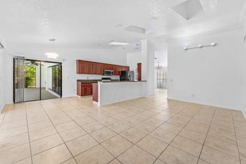 2057 Amesbury Circle, Wellington FL - photo 9 of 33