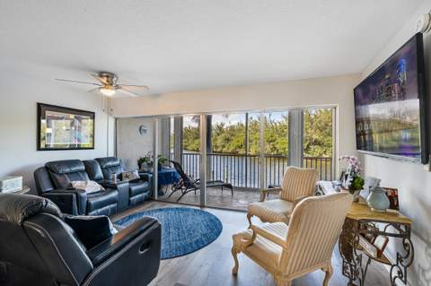 1537 E Hillsboro Boulevard #243, Deerfield Beach FL - photo 8 of 30