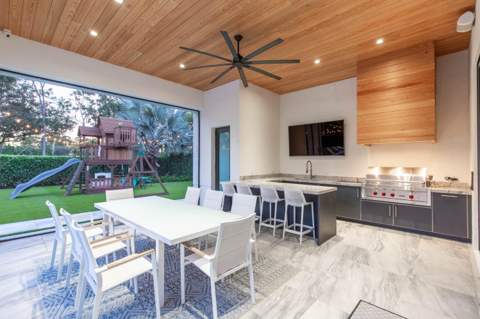 1768 Breakers West Boulevard, West Palm Beach FL - photo 14 of 38