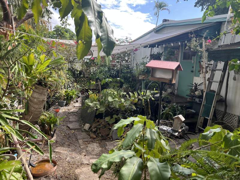 2 bedroom Mobile Home at 313 NW 48th Court, Country Knolls, Pompano Beach — photo 3